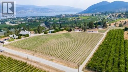 5711 White St, Summerland, BC, V0H1Z7 | Card Image