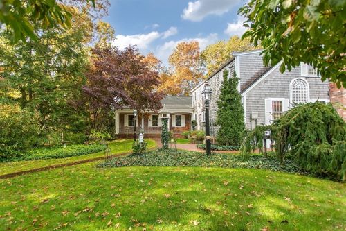 200 Plympton Rd, Plymouth, MA, 02360-4615 | Card Image