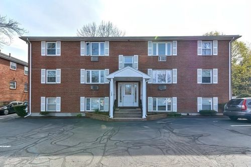 apt-12-122 Decatur St, Arlington, MA, 02474-3544 | Card Image