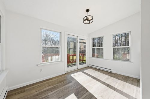 b-25L English Range Rd, Derry, NH, 03038 | Card Image