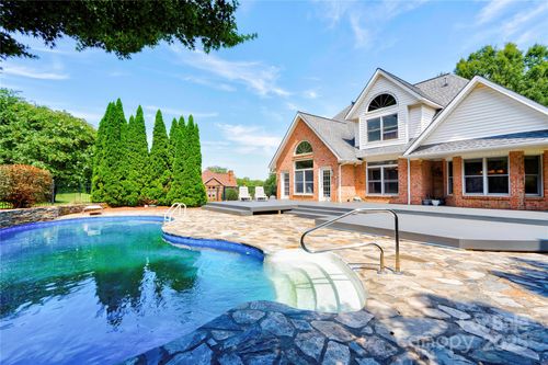 504 Johnsfield Rd, Shelby, NC, 28150-6176 | Card Image