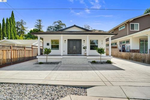 919 Old Canyon Rd, Fremont, CA, 94536-1731 | Card Image