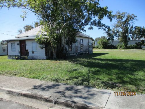 304 Sw 3rd Ave, OKEECHOBEE, FL, 34974-4233 | Card Image