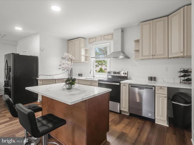 2304 Poplar Rd, House other with 4 bedrooms, 4 bathrooms and null parking in Baltimore MD | Image 40