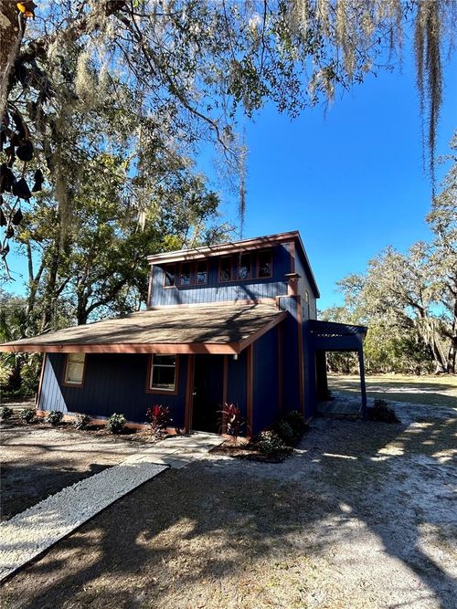 c-18812 Carr Drive, LUTZ, FL, 33559 | Card Image