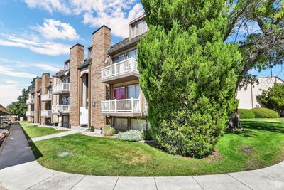 B10 - 88 W 50 S, Condo with 3 bedrooms, 2 bathrooms and 2 parking in Centerville UT | Image 2