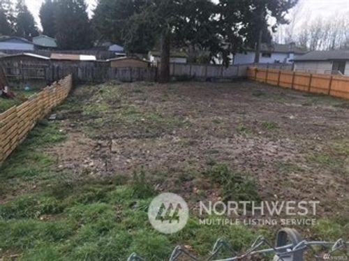 1415 Sw 356th St, Federal Way, WA, 98023-7208 | Card Image