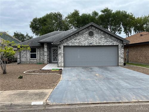 304 Diana Dr, Alamo, TX, 78516-2573 | Card Image