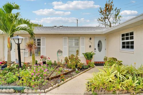 505-505 Holyoke Lane, Lake Worth Beach, FL, 33461 | Card Image