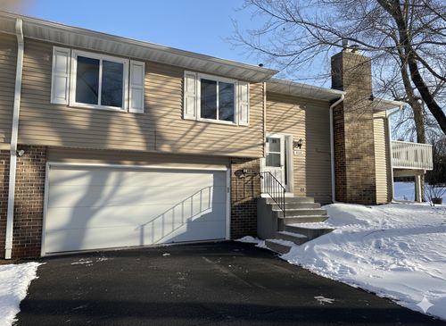 4670 Ridge Cliff Dr, Eagan, MN, 55122-3706 | Card Image