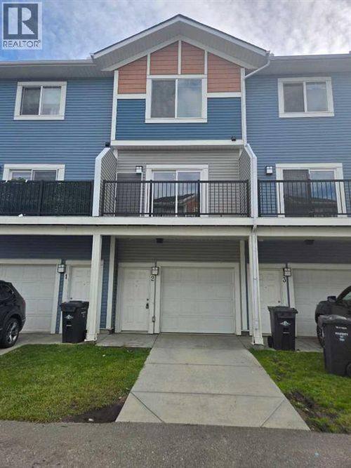 2 Stonehouse Cres, High River, AB, T1V0G3 | Card Image