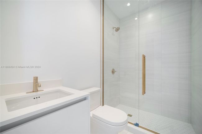 APT-1602 - 2655 S Bayshore Dr, Condo with 3 bedrooms, 5 bathrooms and null parking in Coconut Grove FL | Image 34