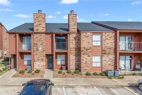 apt-90-904 University Oaks Blvd, College Station, TX, 77840-3509 | Card Image