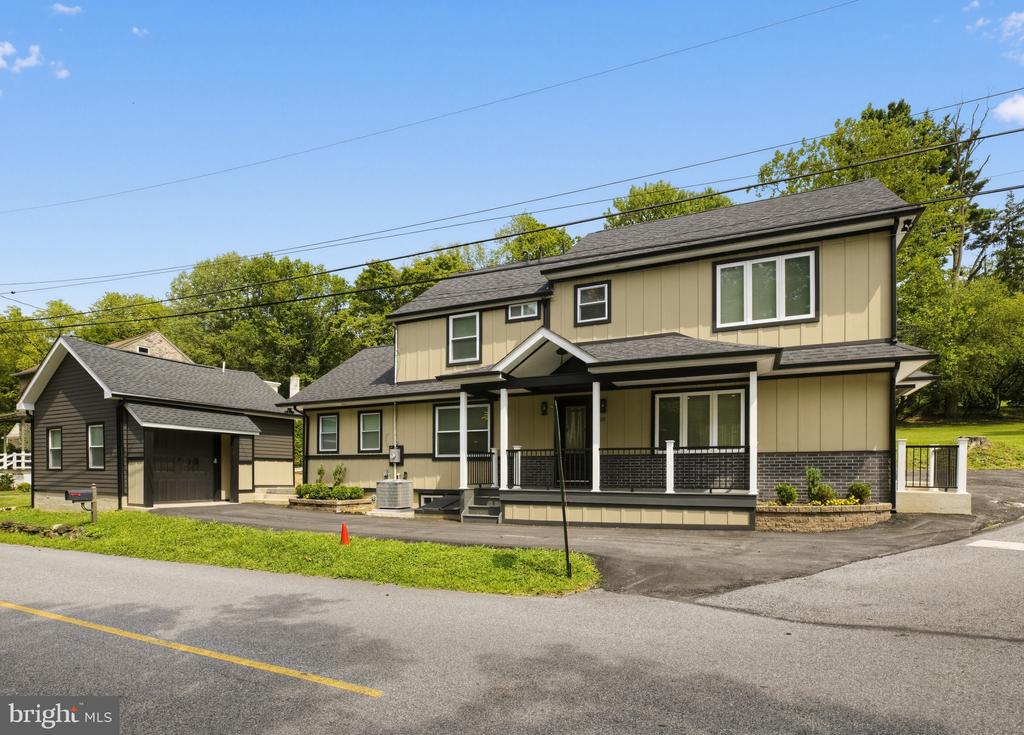 738 Port Indian Rd, For Sale in Norristown - eXp Realty