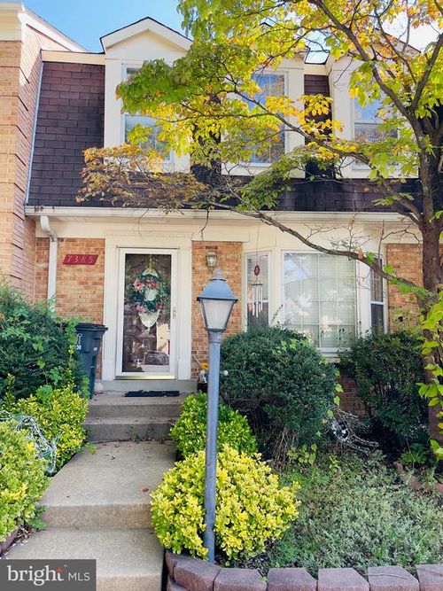 7385 Jiri Woods Ct, SPRINGFIELD, VA, 22153-2023 | Card Image