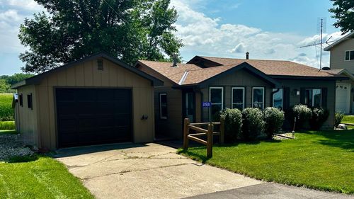 20528 S Lakeshore Dr, Glenwood, MN, 56334-5060 | Card Image