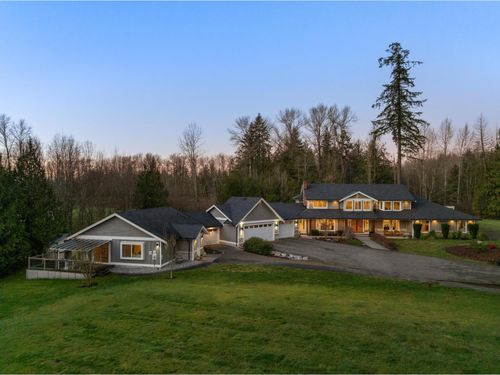 22015 40 Ave, Langley, BC, V2Z1N7 | Card Image