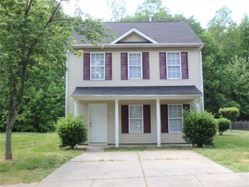 5243 Henderson Cir, Charlotte, NC, 28269-1743 | Card Image