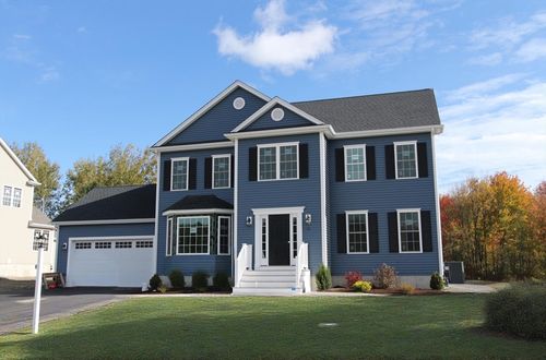 42 May Rd, Millis, MA, 02054-1764 | Card Image