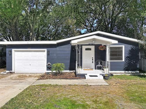604 6th St, HOLLY HILL, FL, 32117-3347 | Card Image