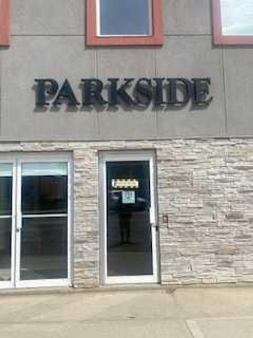 {{alt}} | Card Image