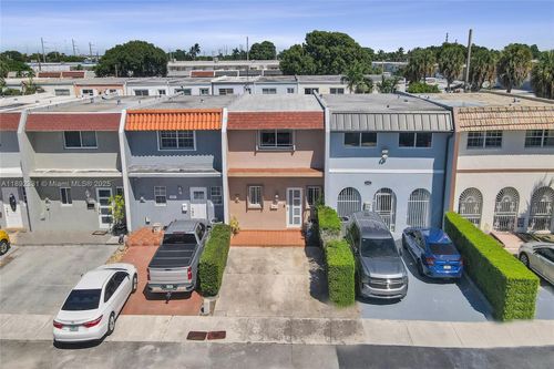 1831 W 72nd Pl, Hialeah, FL, 33014-3708 | Card Image