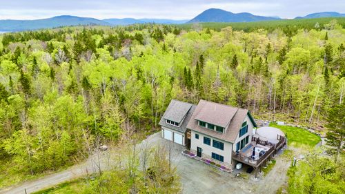 17 Rainbow Way, Greenville, ME, 04441 | Card Image