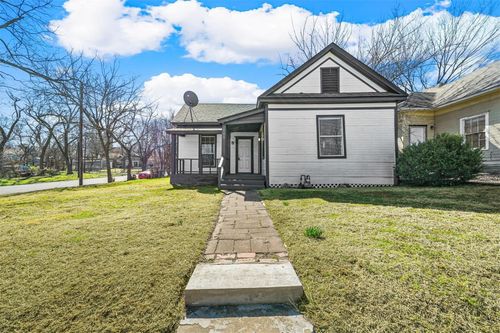 100 W Munson St, Denison, TX, 75021-4948 | Card Image