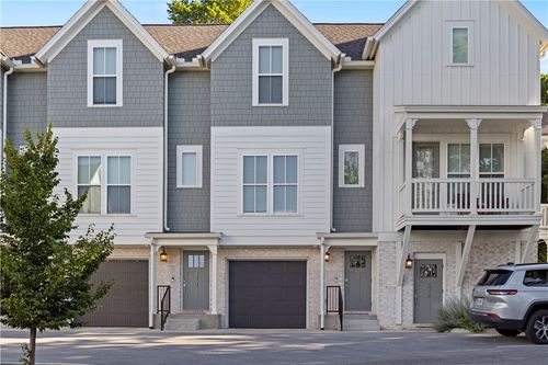 372 S Hill Ave, Fayetteville, AR, 72701-5719 | Card Image