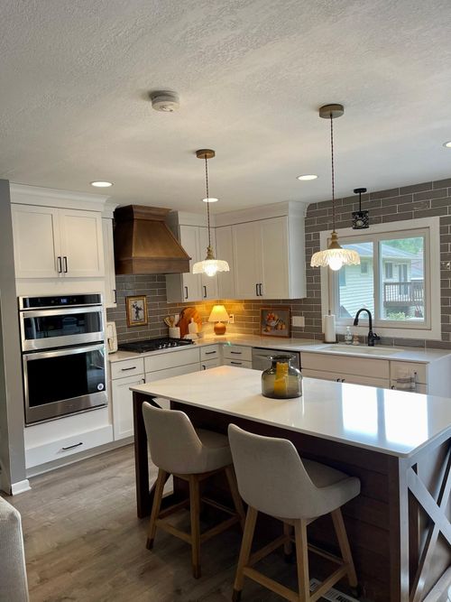 1655 Walnut Ln, Eagan, MN, 55122-2531 | Card Image