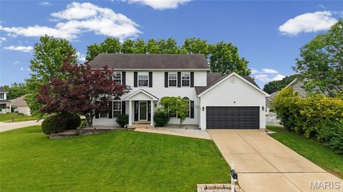 102 Middlesburg Ct, O Fallon, MO, 63368-8596 | Card Image