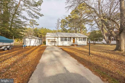 23550 Deal Island Rd, DEAL ISLAND, MD, 21821-1826 | Card Image