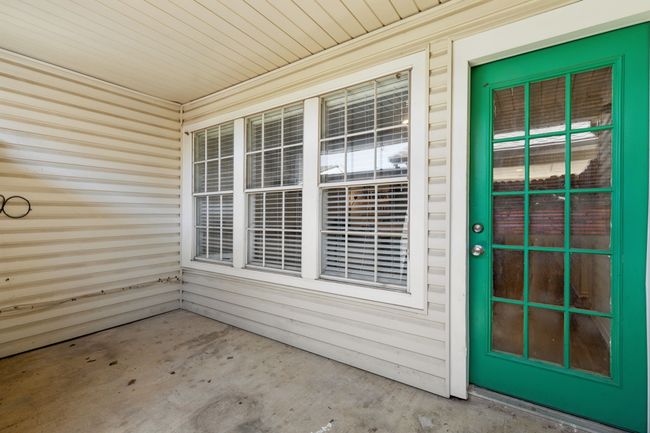 724 Creekwood Ct, Townhouse with 2 bedrooms, 2 bathrooms and null parking in Lewisville TX | Image 23