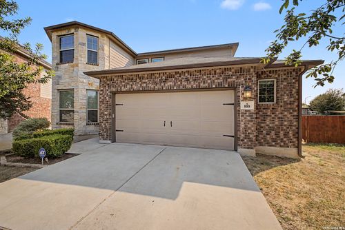 888 Maple Dr, New Braunfels, TX, 78130-6856 | Card Image