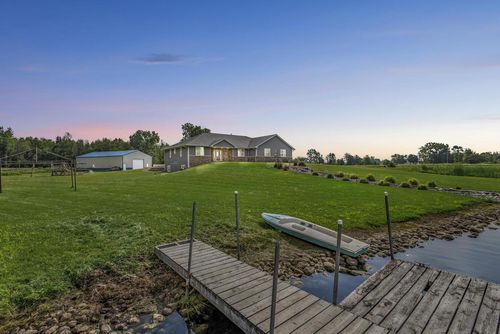 8464 County Road S, CHASE, WI, 54162 | Card Image