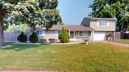 1465 Dixon Dr, Sandusky, OH, 44870-4366 | Card Image