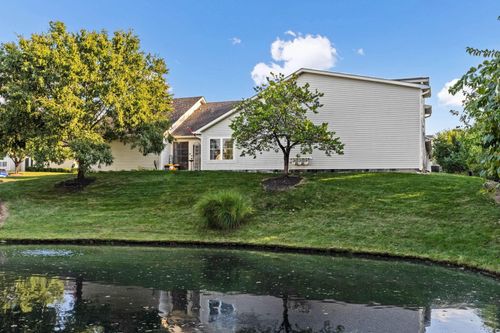 497 Market St, Lithopolis, OH, 43136-9768 | Card Image