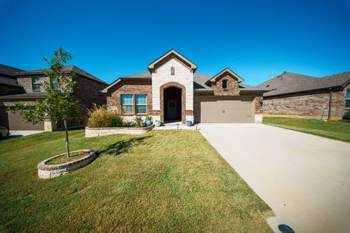 9913 Autumn Leaves Ln, Aubrey, TX, 76227-5873 | Card Image
