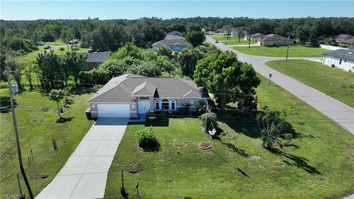 575 Bourse Cir, Lehigh Acres, FL, 33974-2619 | Card Image