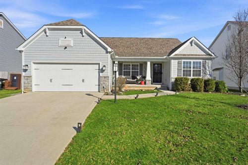 192 England St, Pickerington, OH, 43147-2249 | Card Image