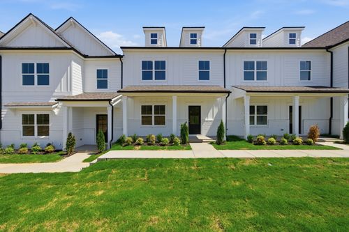 209 Martindale Ln, Clarksville, TN, 37043-3140 | Card Image