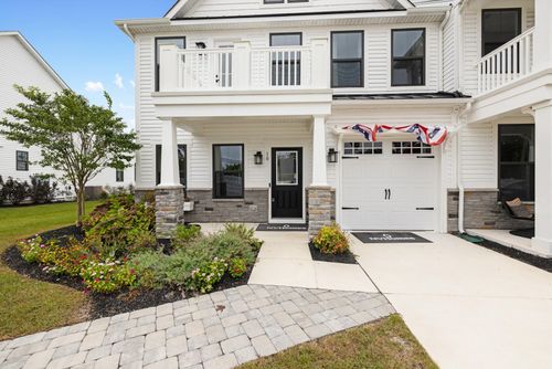 10 Golf Dr, Cape May Court House, NJ, 08210-1706 | Card Image