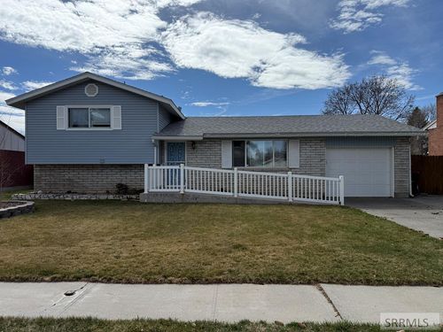 2521 Mars St, Idaho Falls, ID, 83402-2303 | Card Image