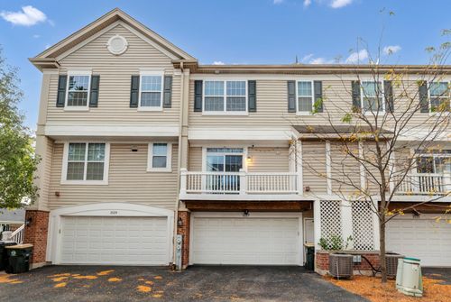 1527 Arbor Ln, Arlington Heights, IL, 60004-3500 | Card Image