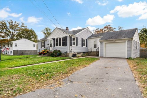 52 Merle St, Warwick, RI, 02889-2413 | Card Image