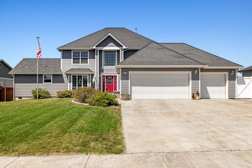 3934 El Cerrito Way, Klamath Falls, OR, 97603-7770 | Card Image