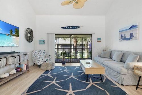 69 Village Las Palmas Cir, St Augustine, FL, 32080-3596 | Card Image