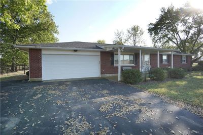 12370 Little Richmond Road, House other with 3 bedrooms, 2 bathrooms and null parking in Brookville OH | Image 2