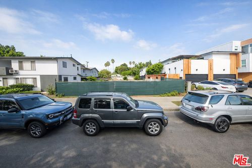 1341 N Stanley Avenue, Los Angeles, CA, 90046 | Card Image