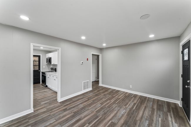 18 Patty Ln, House other with 2 bedrooms, 1 bathrooms and 2 parking in Canaan CT | Image 4